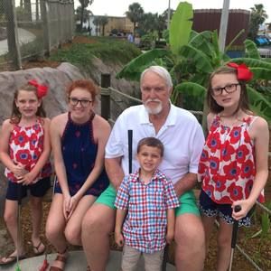 Meet your Posher, Bill